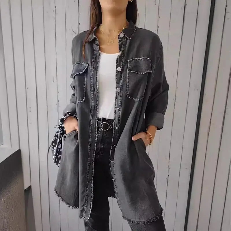 Mila – Giacca Camicia in Denim Casual